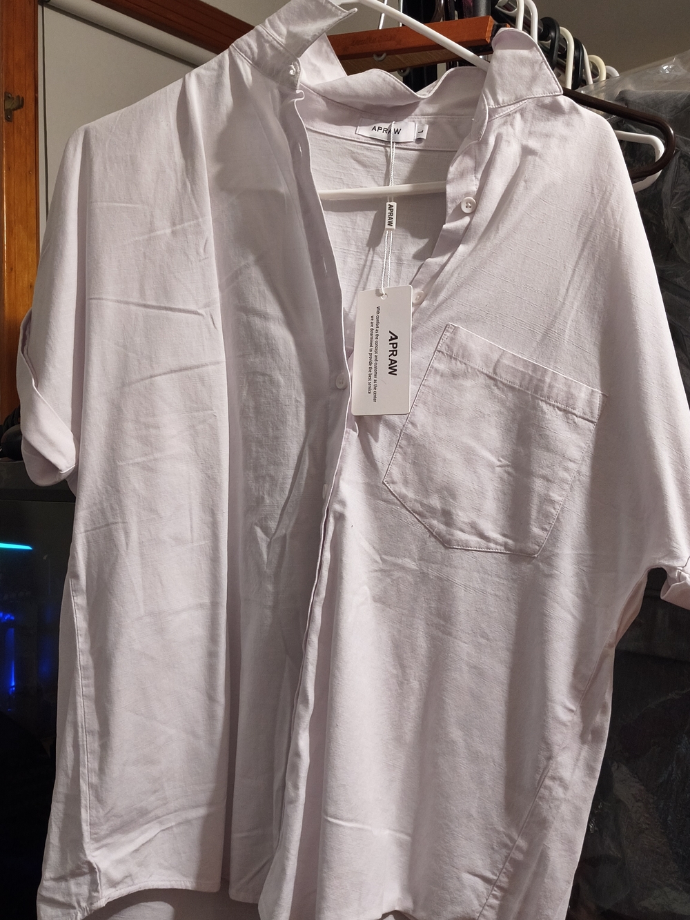 Apraw White Short-Sleeve Casual Button-Down Shirt